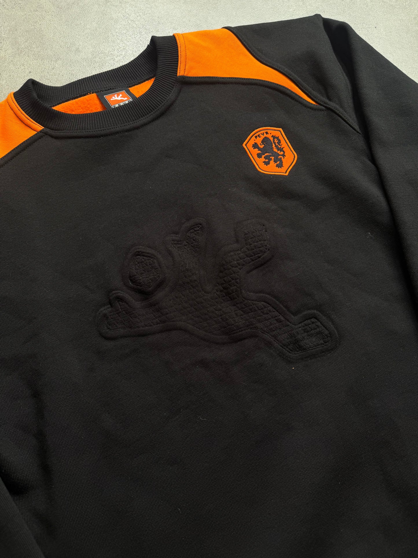 NETHERLANDS CREWNECK